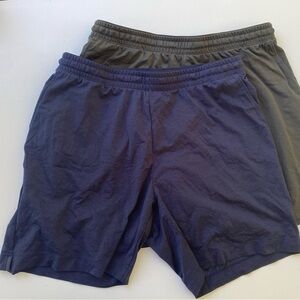 2 Pairs Uniqlo Stretch Athletic Shorts Men’s Large Blue Olive Green